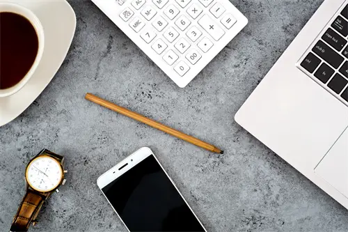 道字笔顺群怎么写，正确写法详解